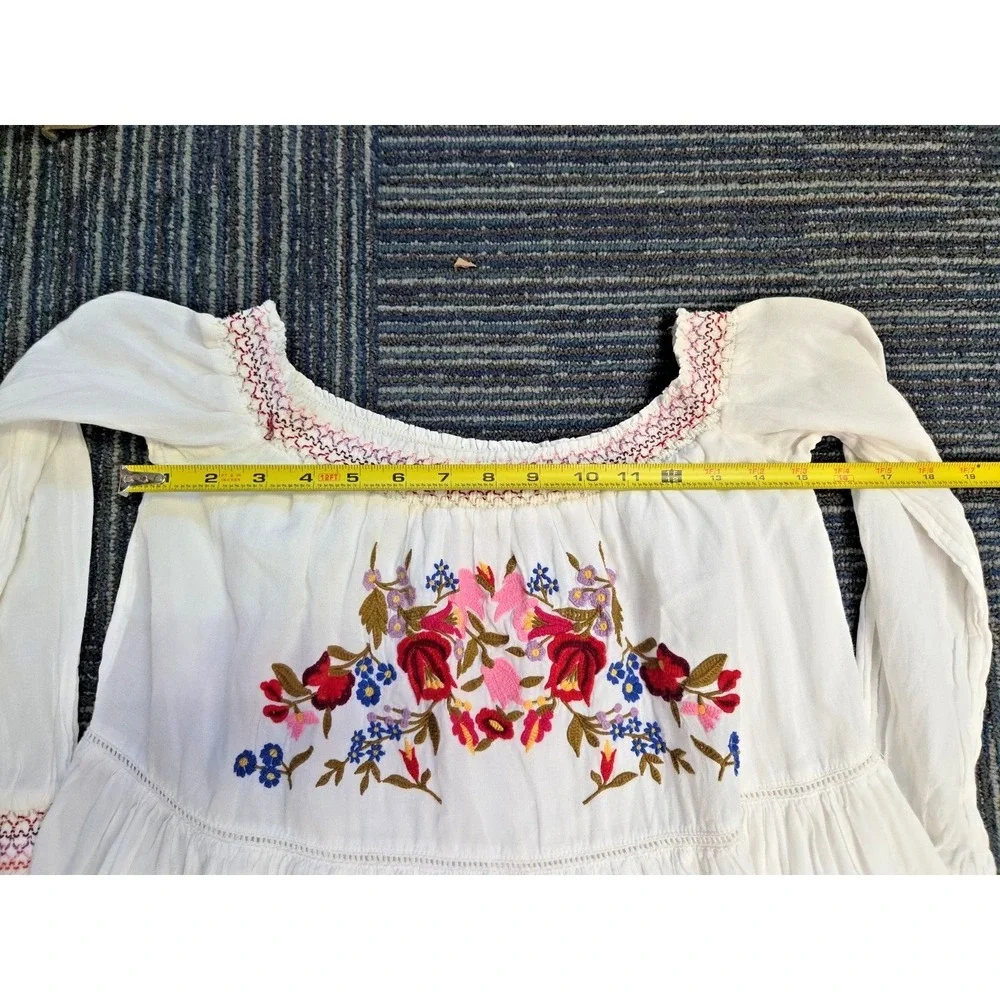 FREE PEOPLE XS Boho White Embroidered Mini Dress Smocked Off Shoulder Sunbeams - Picture 11 of 11